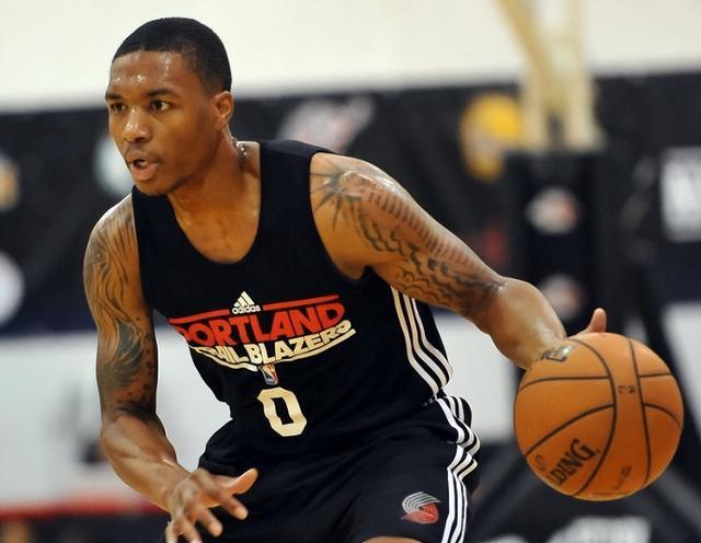 用资金举办 用资金举办