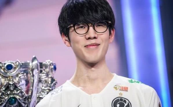 联盟形象推 联盟形象推