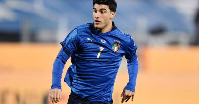 牌型分布是 牌型分布是